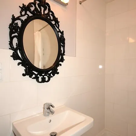 Marylin Monroe Private Hostal *